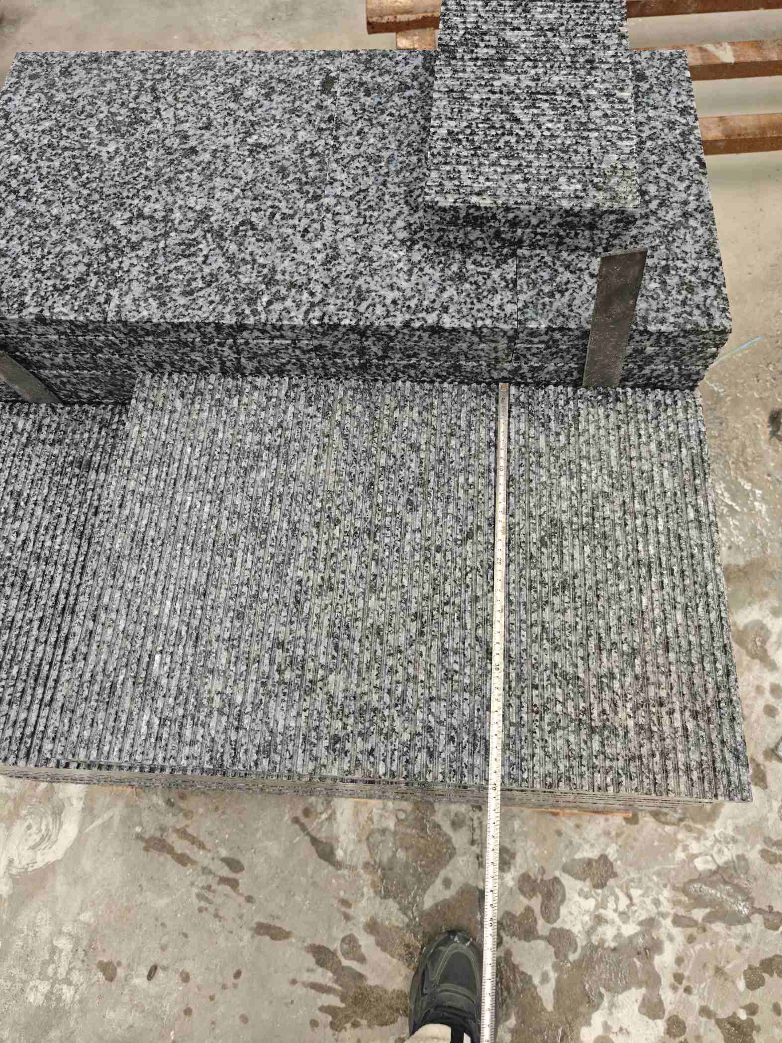 锦州芝麻黑拉丝面